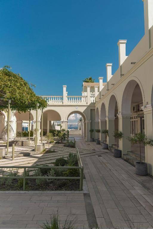卡沃斯Olive Grove公寓式酒店 外观 照片